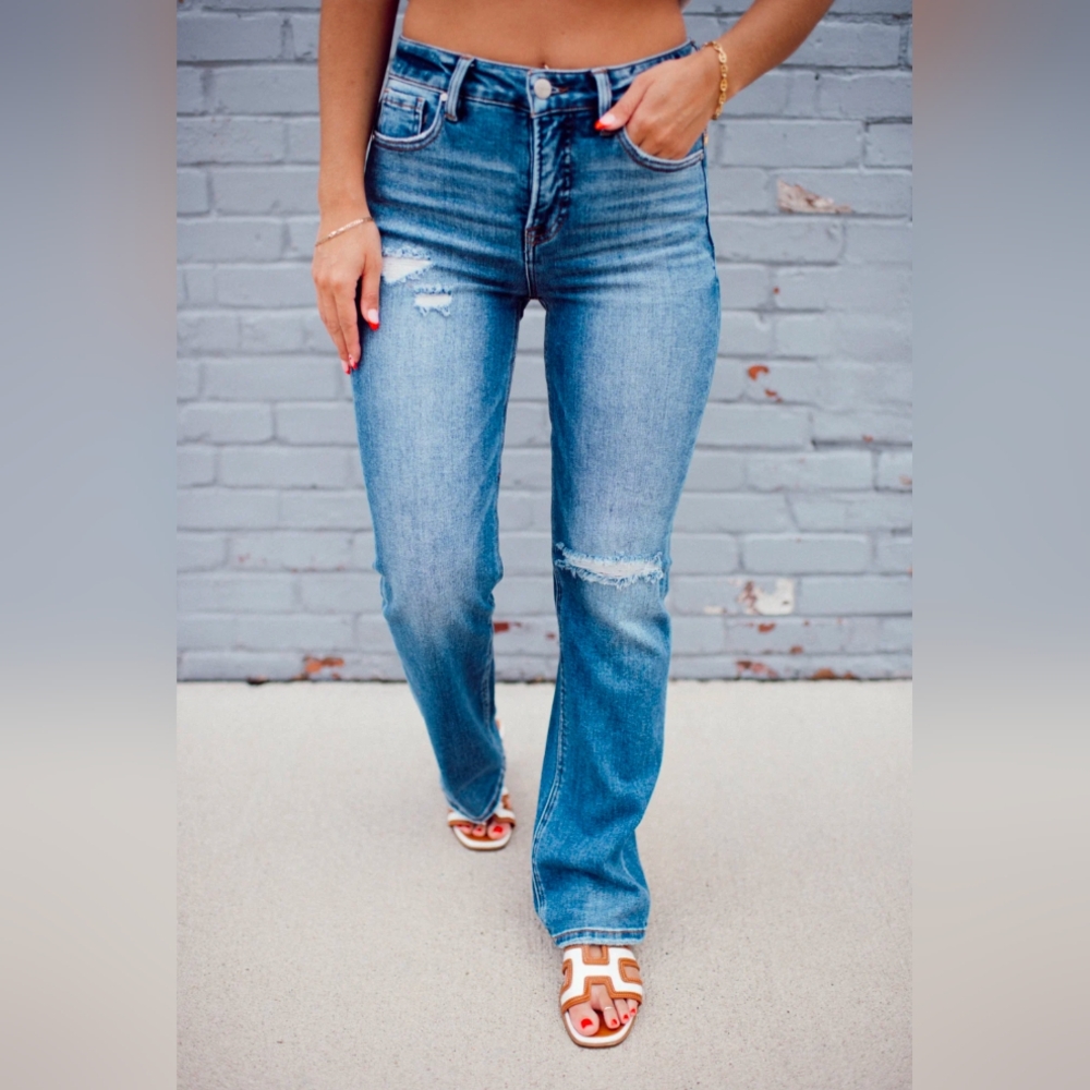 Size 15/32 Risen Kennedy High Rise Straight Leg Denim (Medium Wash)-NWT